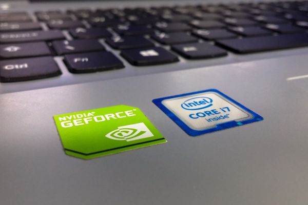 วิเคราะห์หุ้น Intel ยังน่าลงทุนไหมและซื้อหุ้น Intel ยังไง